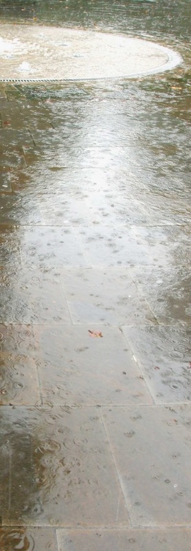 rain, dance, Russell, Square, London,